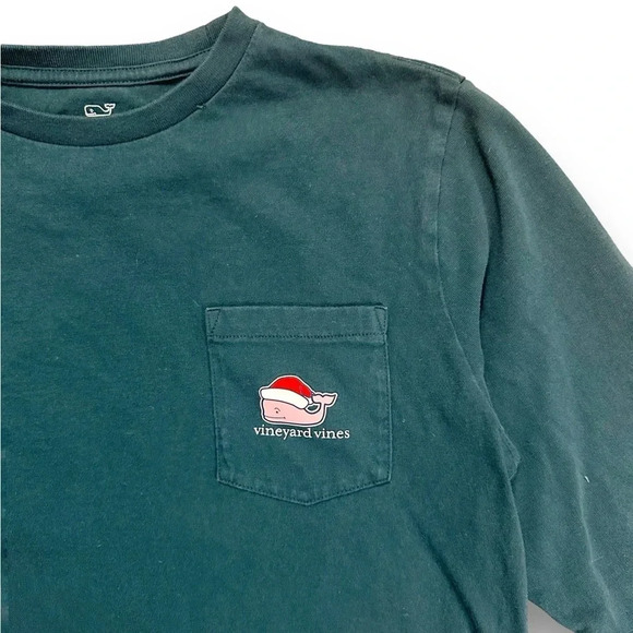 Vineyard Vines | Santa Whale Long Sleeve T Shirt (L) 🎅🏻 - Picture 3 of 5